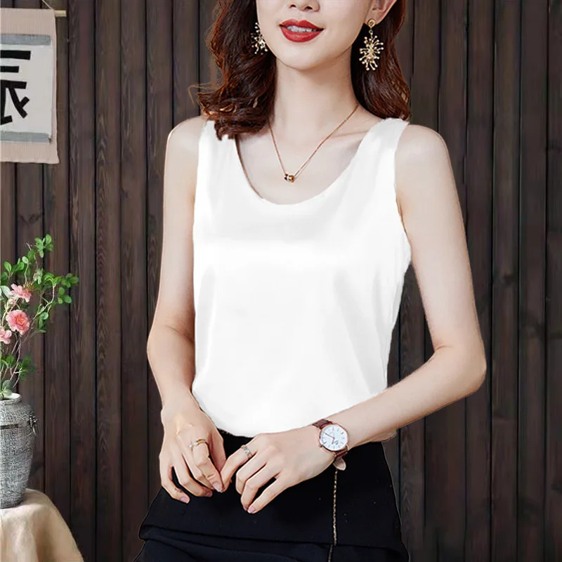 Women Summer With A Small Suit Tanks Camis Vest Fashion High Street O-Neck Ladies Street Tanks Tops Tees Hotsweet B3384