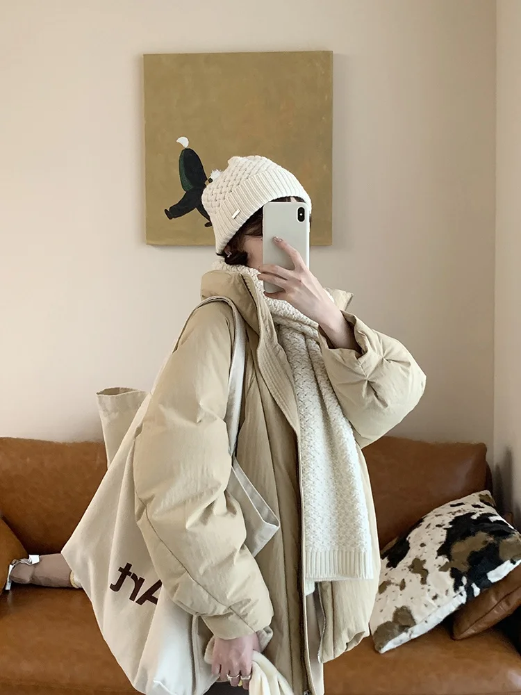 

Женское теплое пальто Are White Du Down Jaet из ткани с отслеживаемым наполнителем, износостойкой тканью и объемным силуэтом, повседневное, утепленное