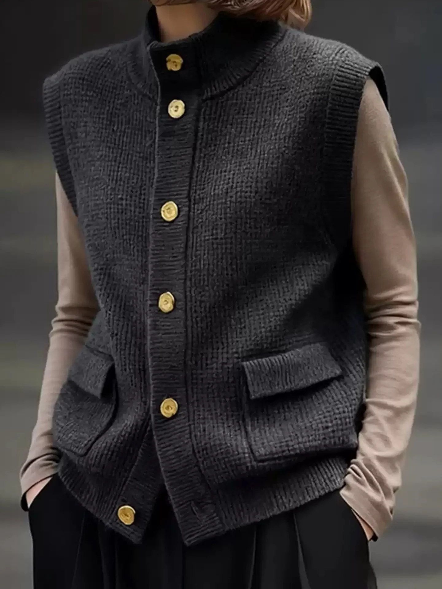 เสื้อกั๊กถักแฟชั่นอเนกประสงค์สำหรับเดินทาง ดีไซน์กระดุมเดี่ยว รุ่น Svel 2025 ฤดูหนาวใหม่ ทรงเข้ารูปเล็ก รุ่น Cro ular