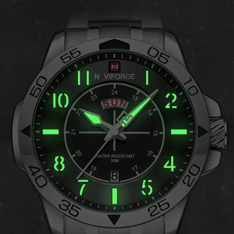 NAVIFORCE Man Casual Wild Quartz Wristwatch 3ATM Water Resistant Stainless Steel Men\'s Watches Day and Date Display Reloj Hombre