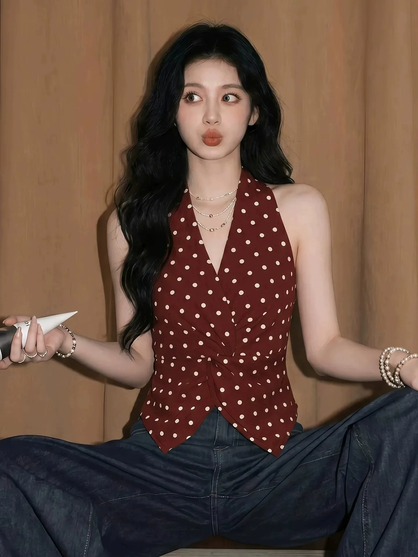 Red Slim Fit V-Neck Polka Dot Shirt Women's Summer Fashionable Casual Top Brand Buckle European Style Women's Clothing