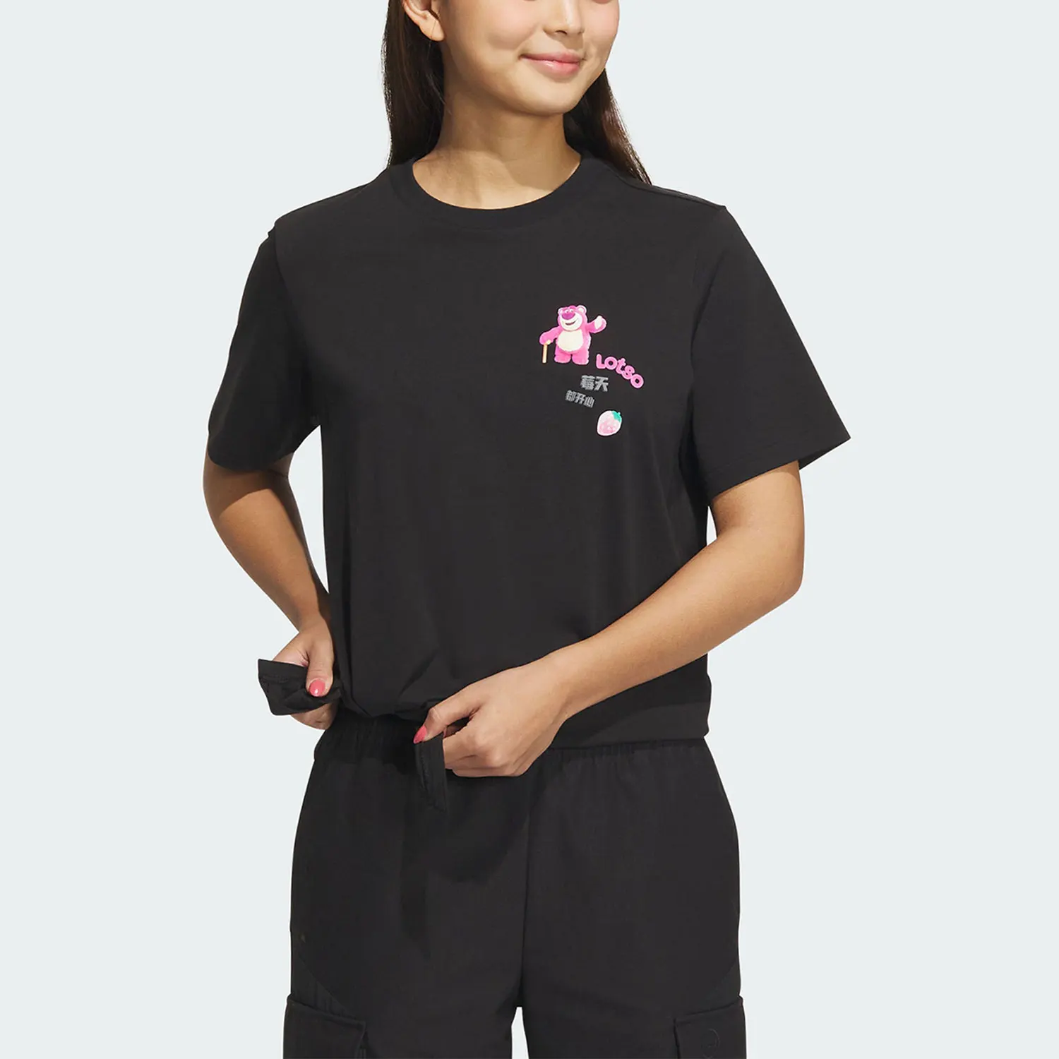 

Официальная женская спортивная футболка Adidas LOTSO TEE Strawberry Bear IP4029