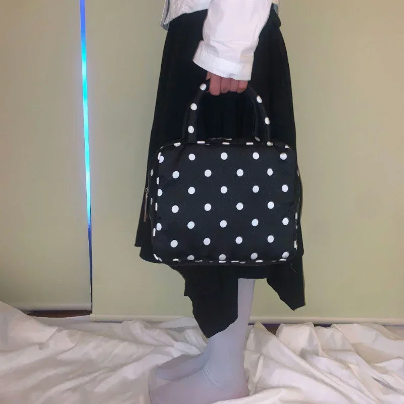 

Wave Point Handbag Female Vintage Y2K Korean Popular Bag Women Outdoor Travel Makeup Storage Pouch Students Niche Design Bag New