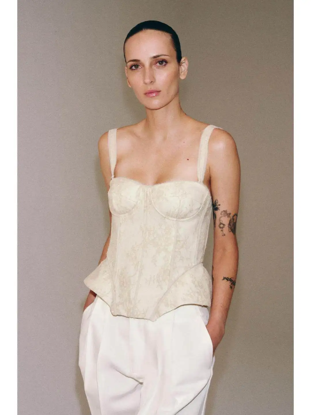 Tight Lace Detail Fishbone Style Heart Collar Bridesmaid Dress Women's Fashion Summer Short High Elasticity Inner Wear Top