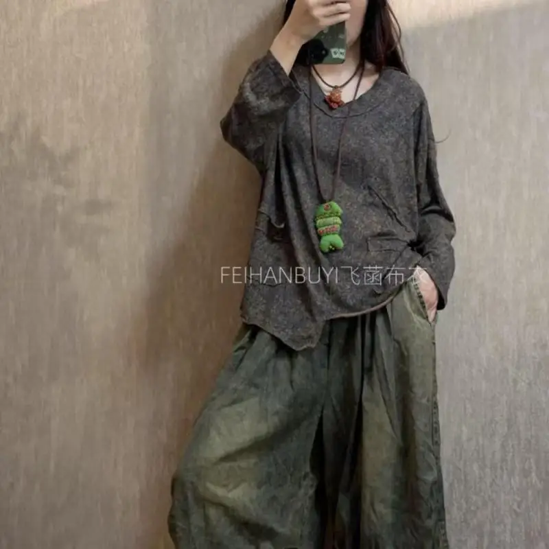 New Arrival 2026 Spring Autumn Arts Style Women Long Sleeve Loose Tops Tees Double pockets Vintage Print Asymmetrical T-shirt