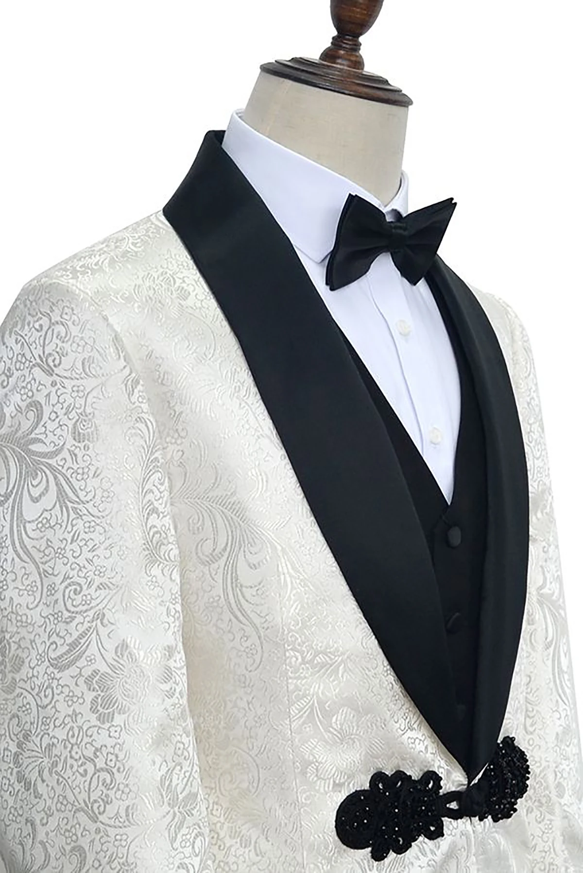 White Wedding Tuxedo for Groom 3 Pieces Slim Fit Floral Jacquard Suits Shawl Lapel Costume Jacket with Pants Vest