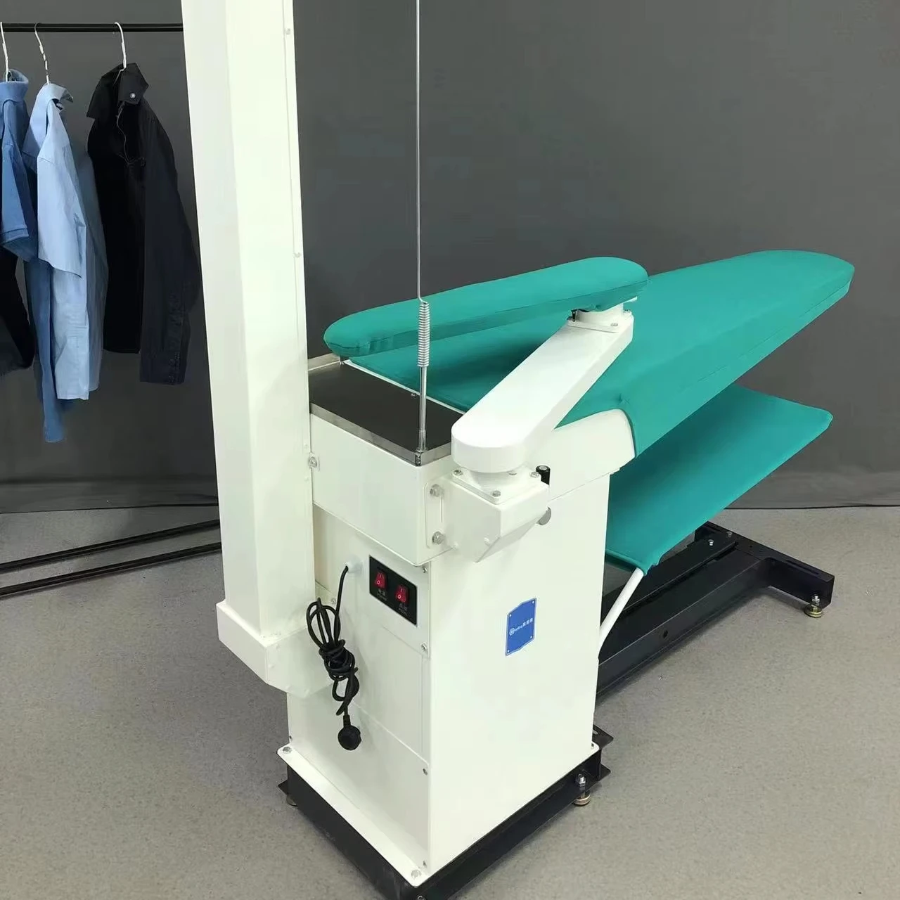 Professional Sunflower Motorized Steam Extraction Garnents  Vacuum Ironing Machine 220V/380V with 2-Year Warranty