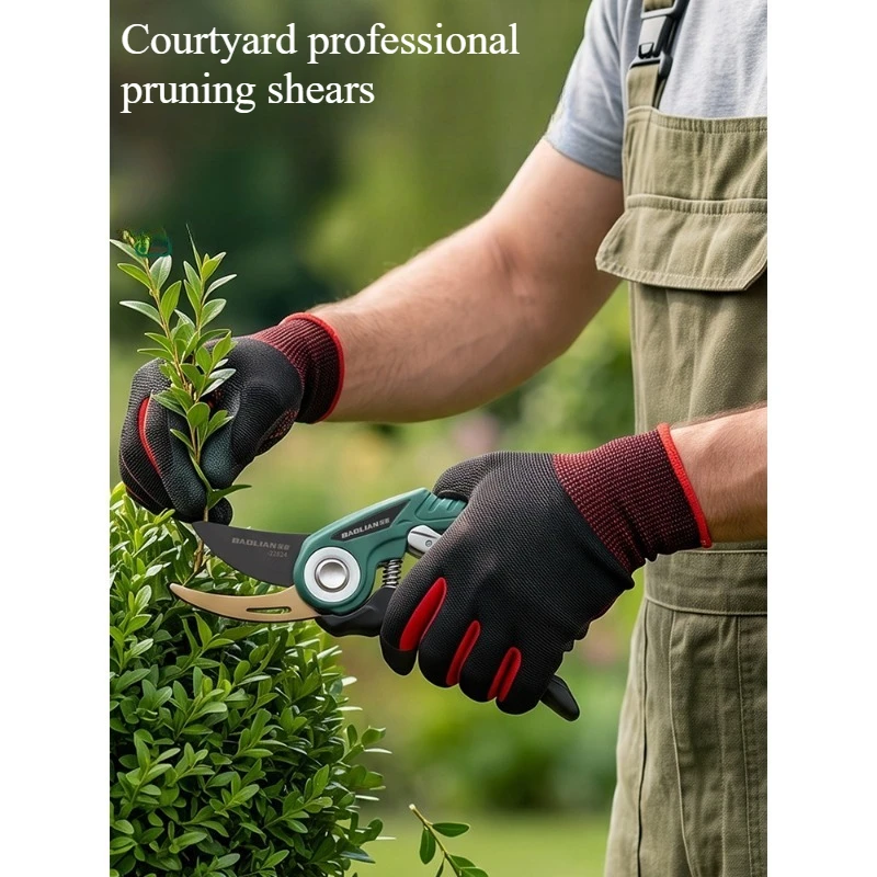 Large opening garden pruning shears special for pruning branches