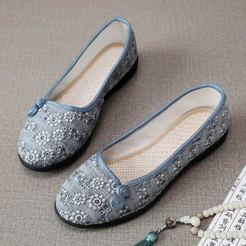 Size 35-40 Chinese Cloth Shoes Women Ethnic Style Women Shoes Floral Canvas Ballet Flats Ladies Casual Slip-on Embroider Shoes