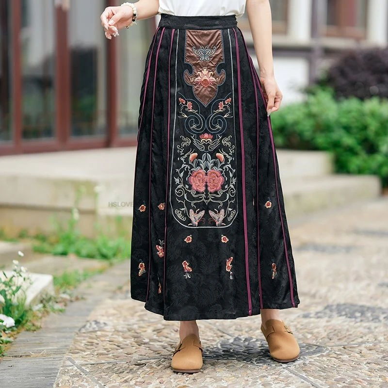 Vintage high-end Ethnic Style Embroidery Horse Face Skirt Loose Comfortable Cotton Jacquard Material National Style Long Skirt