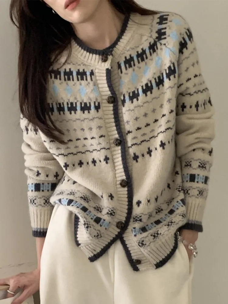 

Мягкая текстура, вязаный кардиган Fair Isle, винтажный свитер с вышивкой, верхняя одежда в стиле ретро для молодых женщин, весна-осень
