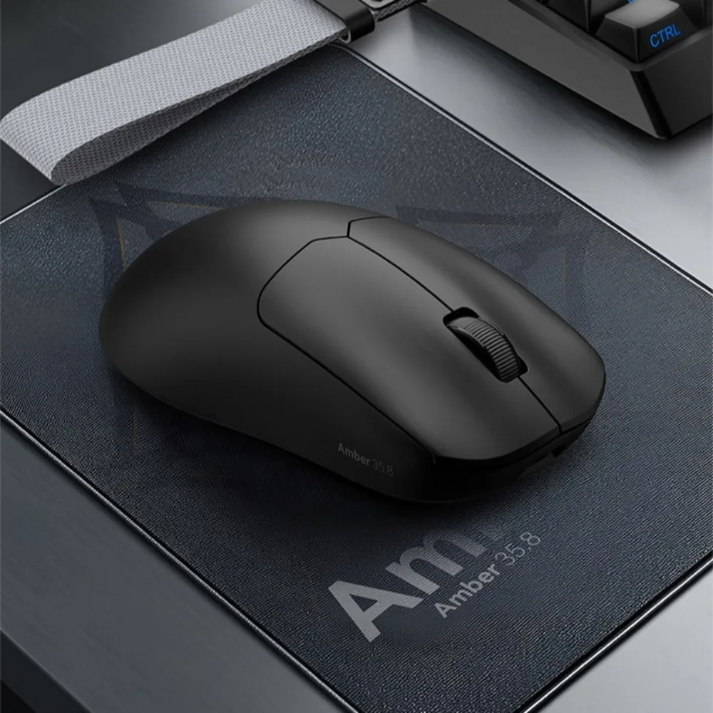 

Беспроводная игровая мышь IYX Amber 35.8 с сенсором PAW3395, 8K, двухрежимная, с низкой задержкой, легкая, эргономичная, для геймеров, аксессуары для игр, подарки