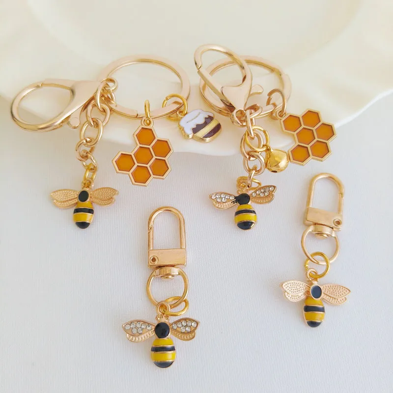 New Bee Keyring Keychain Cartoon Cute Animal Honey Bell Small Enamel Pendant Thank You Gift Birthday Jewelry