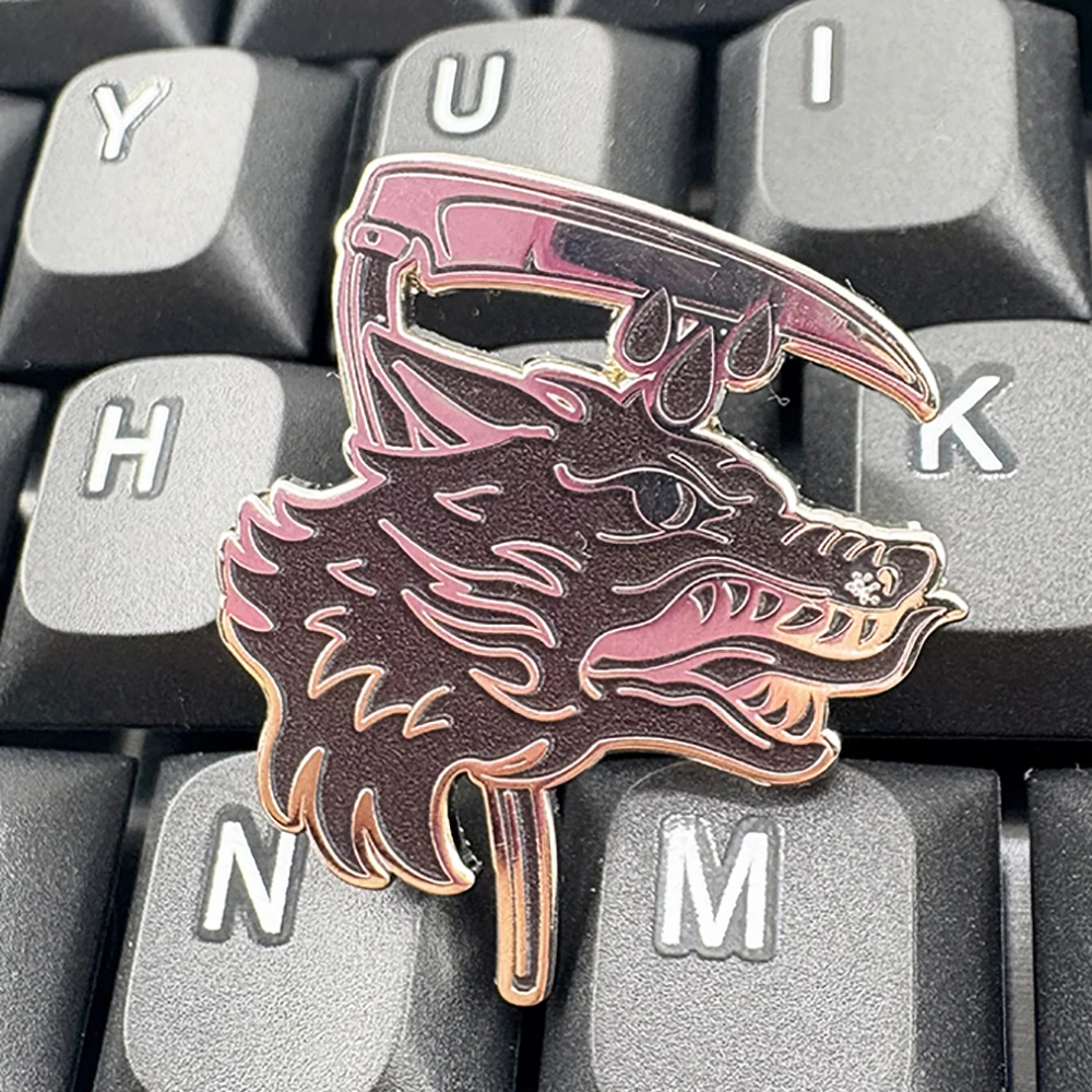 Fear & Hunger Nachzehrer Patrol Wolf Scythe Enamel Brooch Dark Moonless Hunt Lapel Pin Bloody Game Fans Gift Badge Accessories C