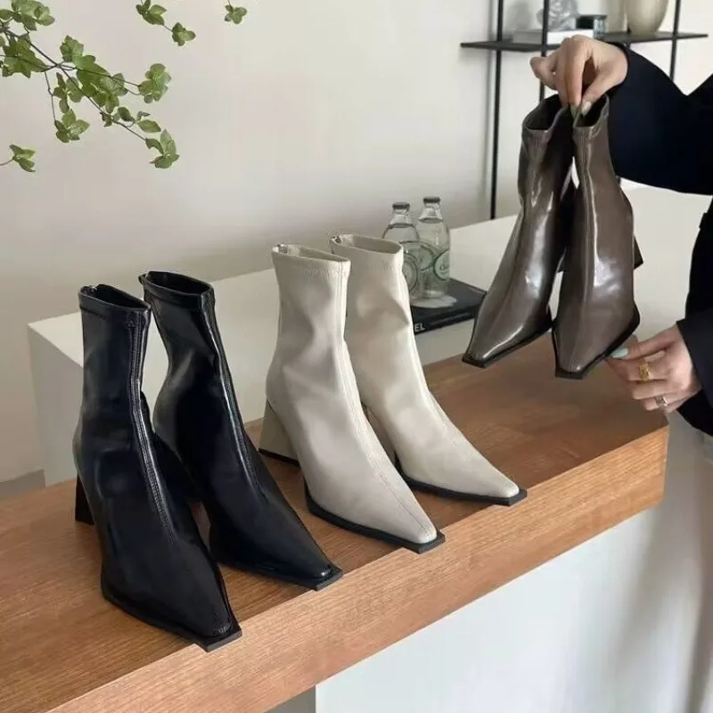 

Winter Designer Ankle Boots Fashion Back Zippers Pointed Toe Ladies Elegant Short Plush Short Boots High Heel Women's Footwear