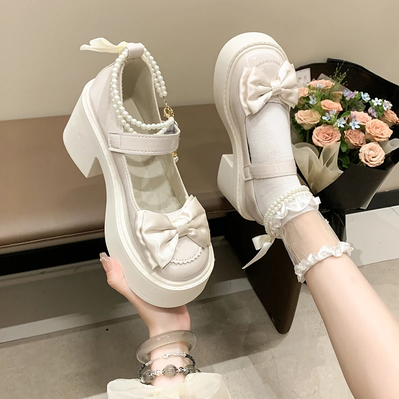 Lolita Shoes Heart Buckle Women Sweet Bow Pearl Chain Mary Janes Shoes Woman PU Leather Thick Bottom Party Pumps Mujer Zapatos