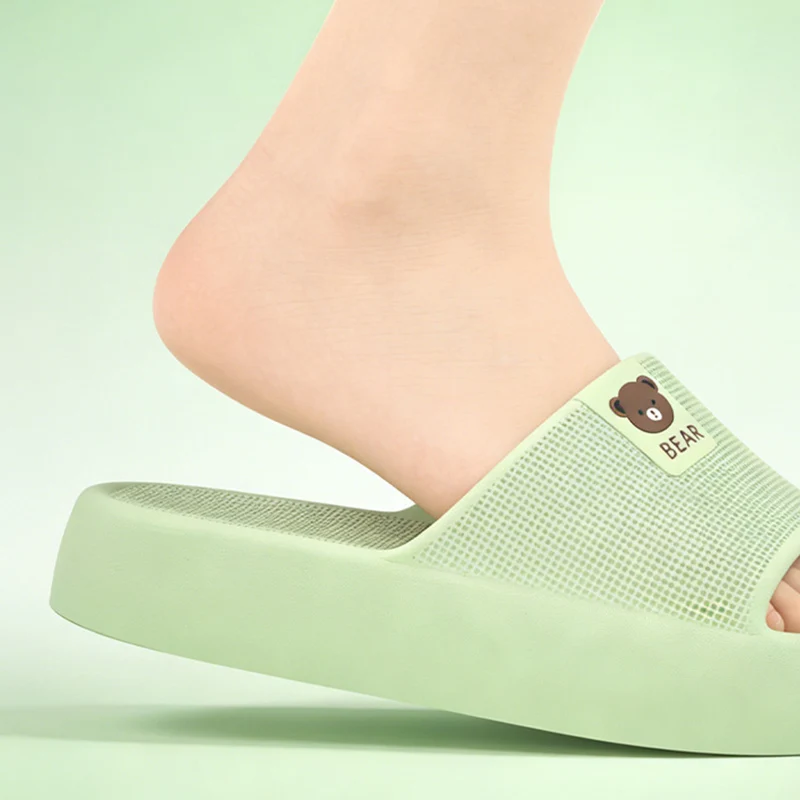 Cute Bear Thick Platform Slippers Women Comfortable Eva Soft Sole Non Slip Home Slides Woman Outdoor Cloud Slippers Couple Shoes view 3