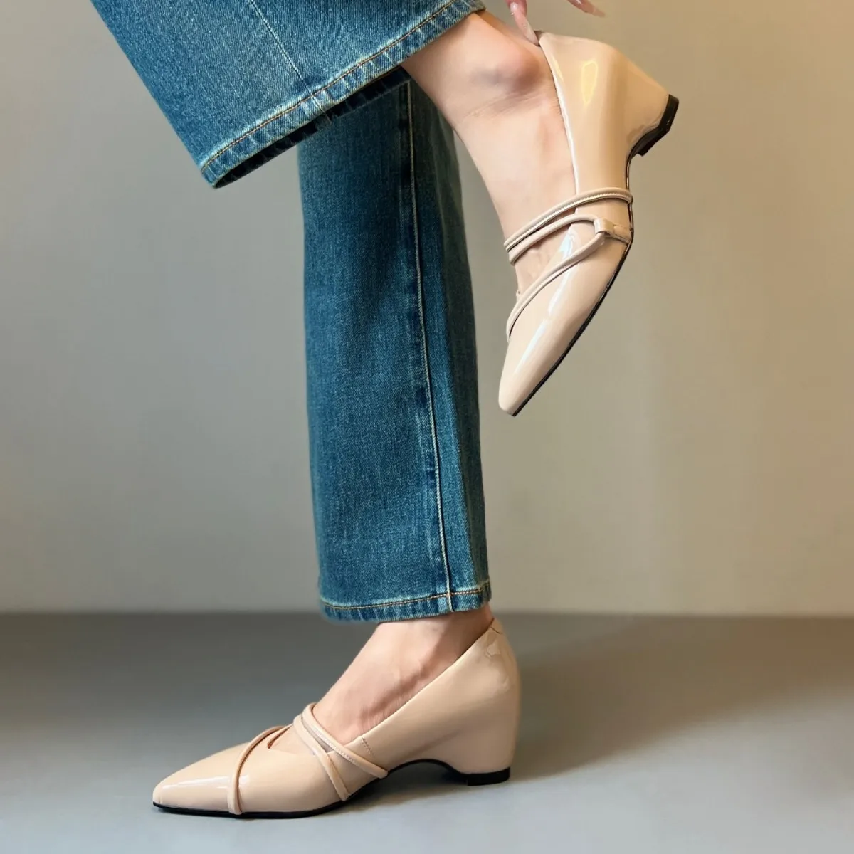 Women's Mary Jane shoes pointed-toe 2026 new style with hidden heel lift and wrap-around design shoes for women
