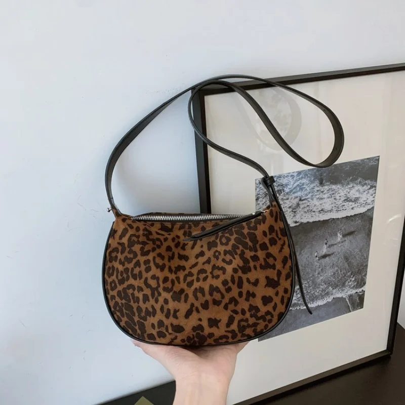 

Women Laptop Backpack Nylon with Padding Compartment Durable Suitable for Students and Office Workers