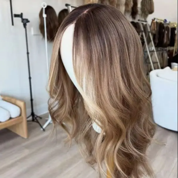 

Blonde Brown Streaks with Dark Roots Wigs For Woman Soft Honey Blonde Ombre Glueless Lace Frontal Wigs Average Cap Realistic Wig