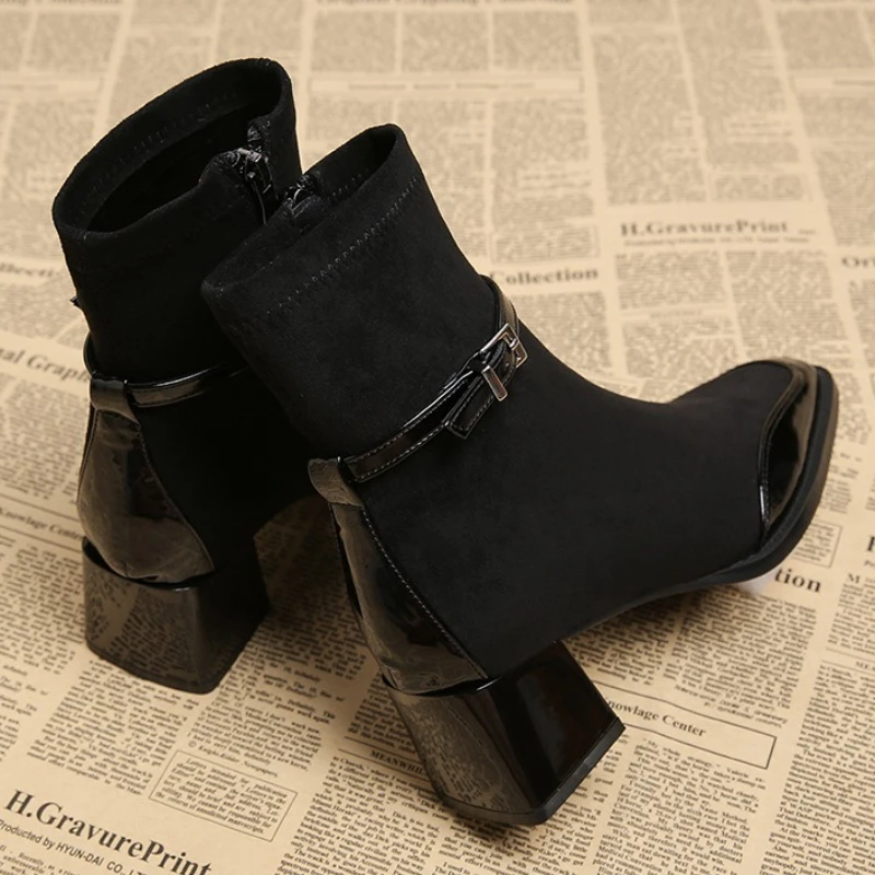الخريف الشتاء ساحة تو النساء حذاء من الجلد حزام مشبك كعب سميك أحذية الشارع نمط مأدبة فستان الحفلات قصيرة بوتاس Mujer