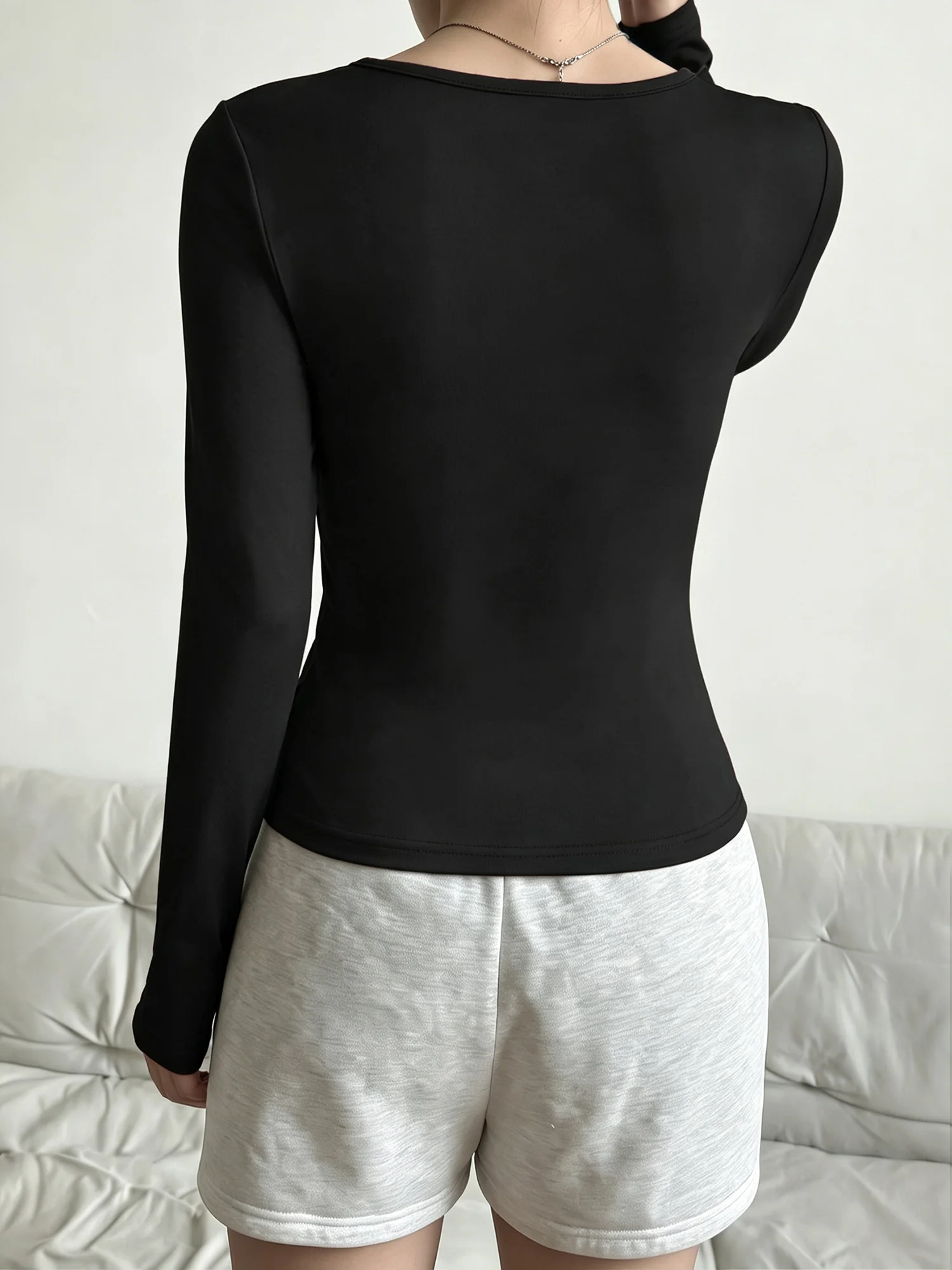 Ladies Simple Low Scoop Neck Long Sleeve Slim Top Solid Color Elastic Tee Basic Wardrobe Staple