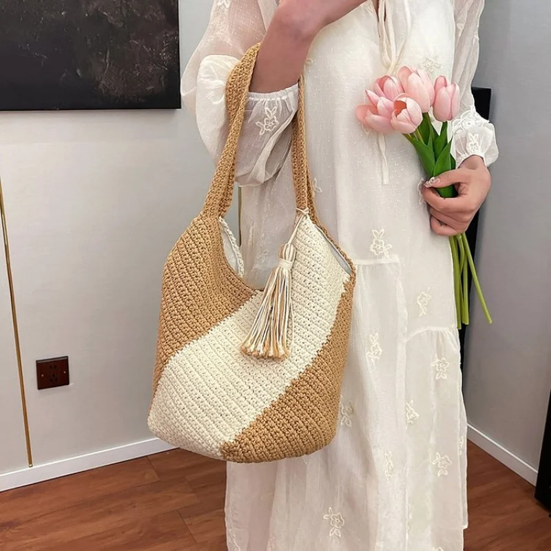 

Стильная кожаная сумка через плечо для женщин, элегантная и прочная, известного люксового бренда, популярные классические сумки