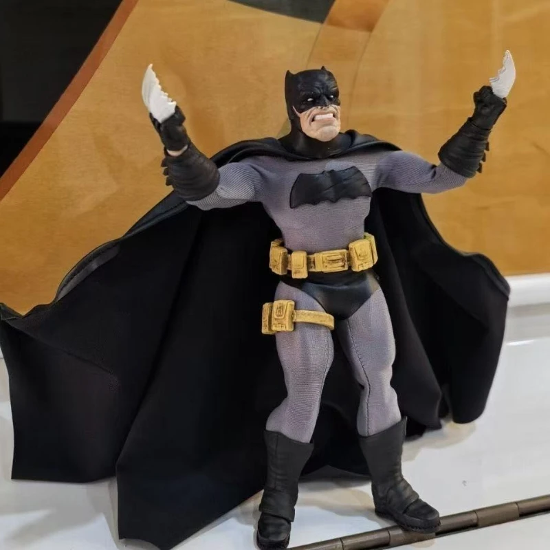 

Игрушки Joy Man JMToys JM001 1/12 Красная серия Терминатор холодной войны Одинокий герой Бэтмен Подвижная фигурка Дизайн 6 дюймов Полный набор солдат