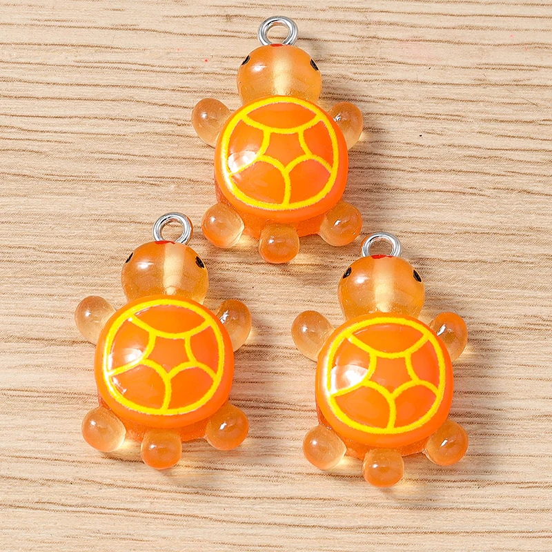 Tusember Niedliche Schildkröten-Anhänger aus Harz, bunte leuchtende Schildkröten-Charms für die Schmuckherstellung, handgefertigte Ohrringe, Halsketten, DIY – Detail 12