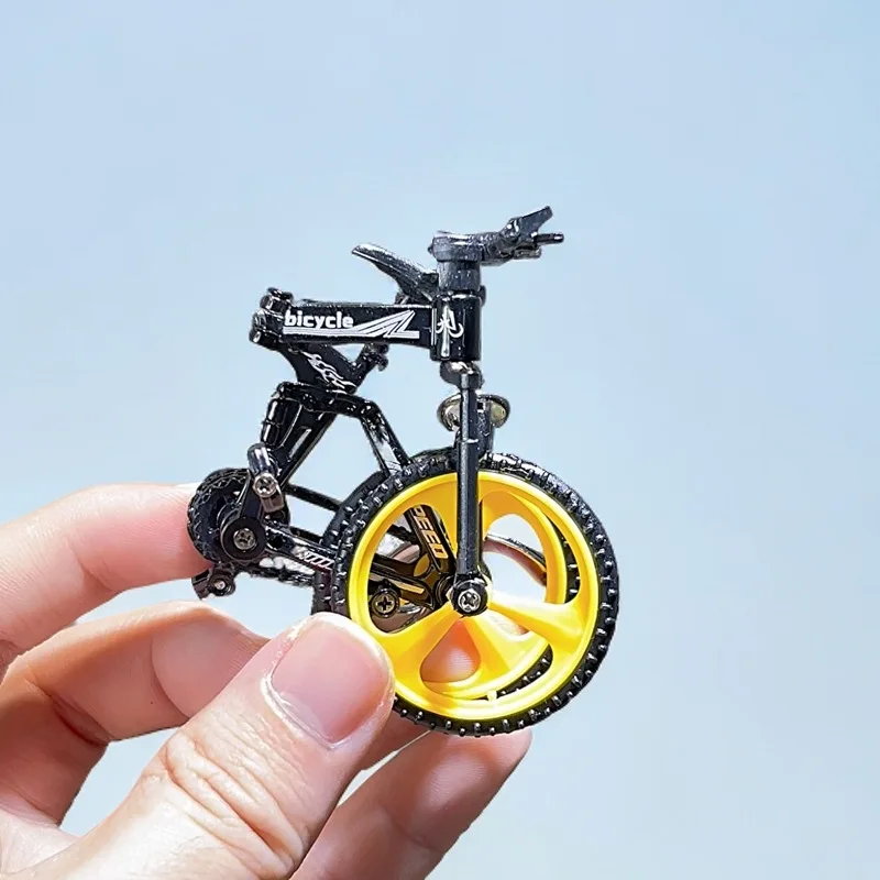 Creative Mini Alloy Diecast Bicycle Foldable Keychain Kids Finger Mountain Bike Model Toys Kids Boys Die-cast Collection Gifts