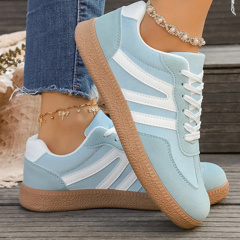 أحذية رياضية نسائية باللون الأزرق الفاتح موضة ربيع 2026 برباط ونعل سميك أحذية رياضية غير رسمية للنساء أحذية مسطحة خفيفة ومريحة وغير قابلة للانزلاق #5