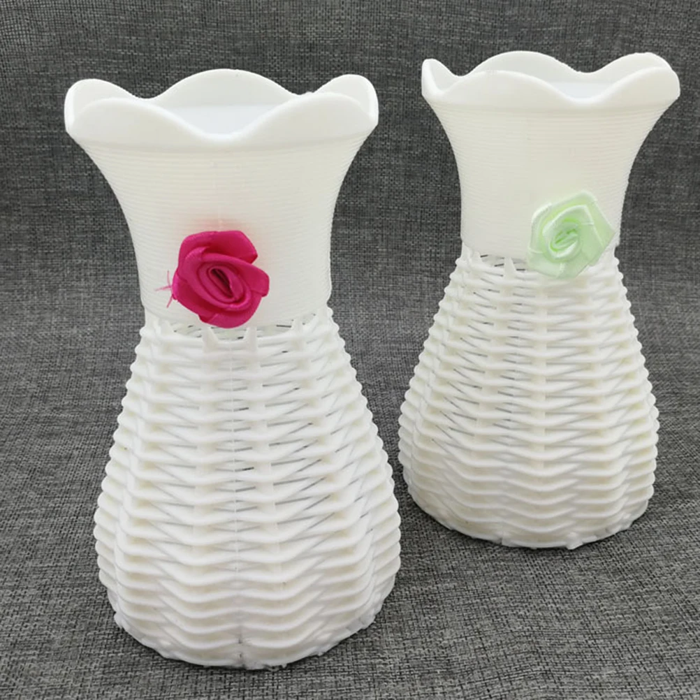 

Creative Plastic Flower Vase Hollow Pattern Design Reusable For Home Wedding Decoration Living Room Balcony Gift Parents