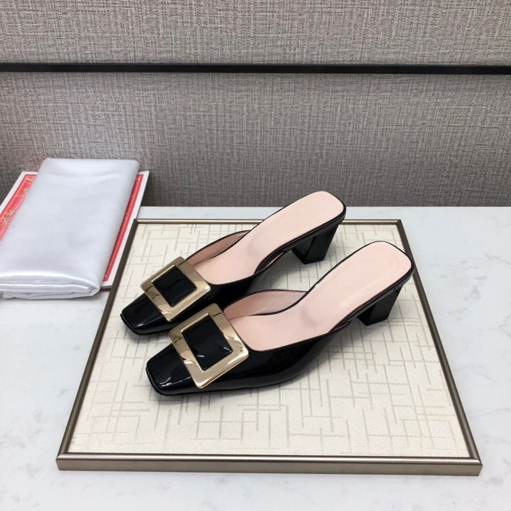 P حجم كبير 34-42 أحذية نسائية تصميم الديكور ماتيل مضخات ساحة تو الضحلة المرأة الجلود أحذية السيدات جلد طبيعي