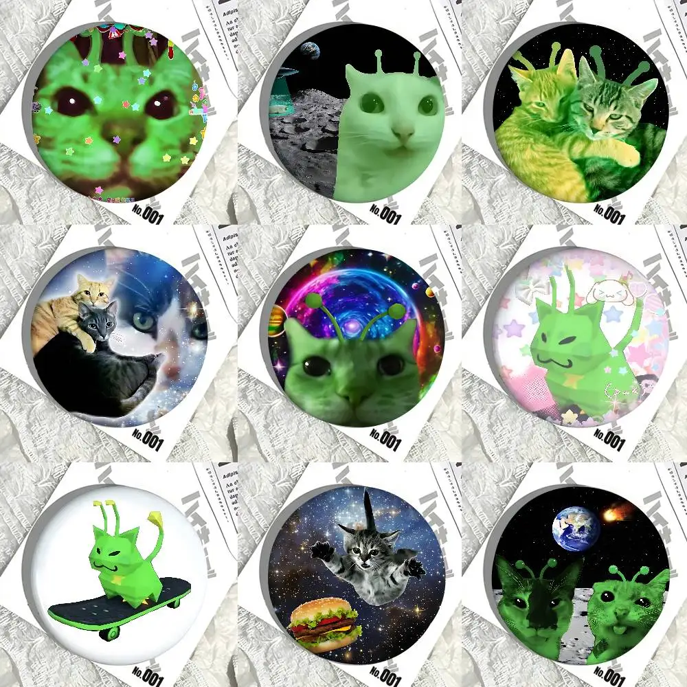 

Cute Space Alien Cat Badges Button PinsBrooch Creative Funny Quotes Badge Clothes Backpack Jewelry Gift For Kids Friends