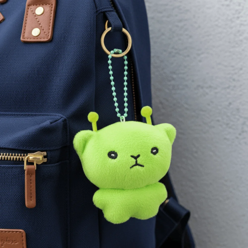 Cartoon-Plüsch-Rucksackanhänger, niedlicher Stern, entzückende Handykette, Kawaii-Stil, Mini-Alien-Katzen-Schlüsselanhänger, vielseitig einsetzbar
