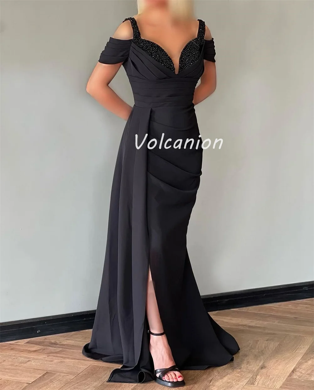 ที่กําหนดเองสไตล์โมเดิร์น Elegant Jersey ประดับด้วยลูกปัด Draped Mermaid Off-the-ไหล่ชุดยาว Bespoke โอกาสอย่างเป็นทางการ