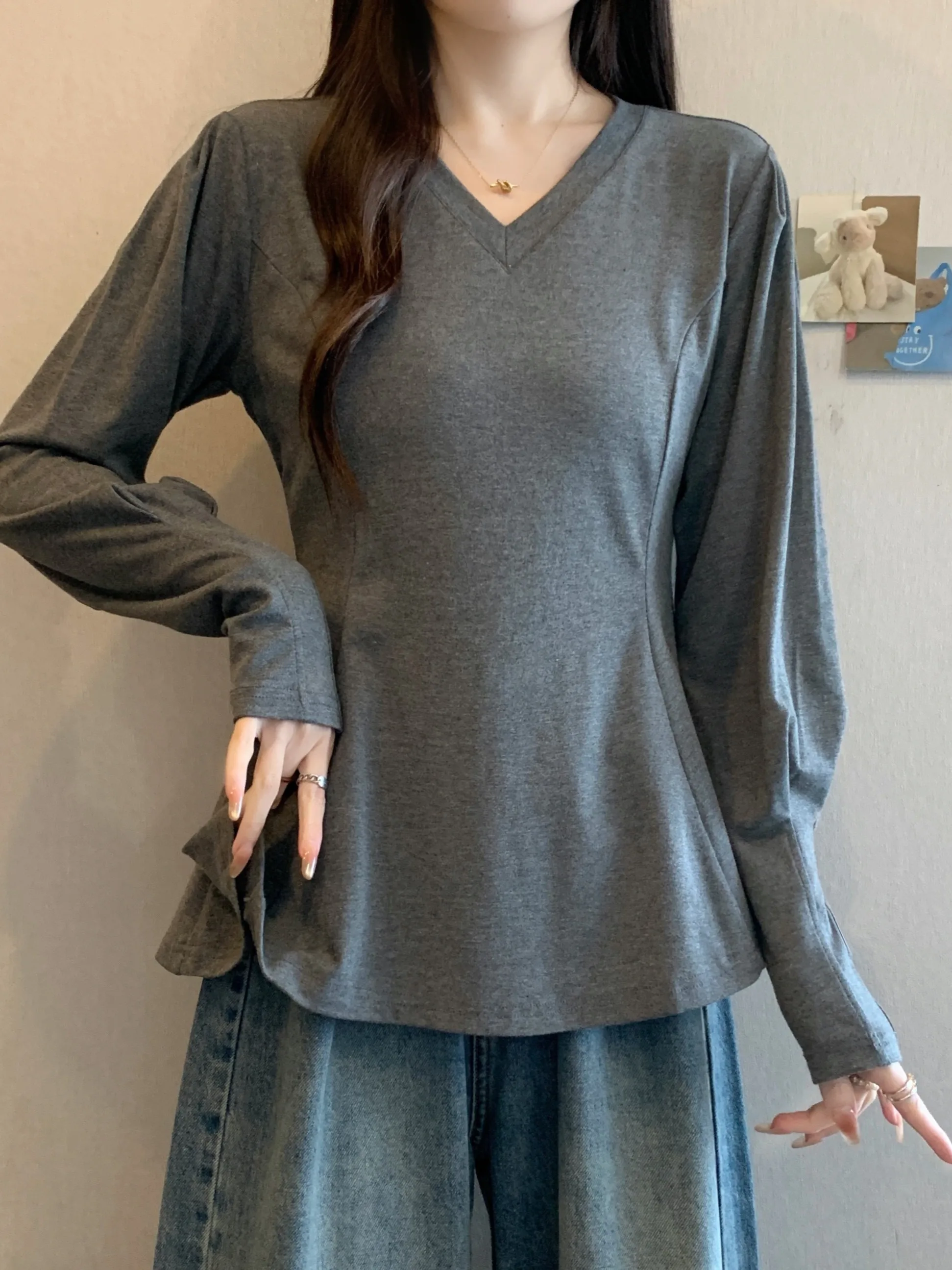 Black V-Neck Long Sleeve T-Shirt Women's plus Size Autumn New Style High Waist Conceals Belly Base Shirt Top Commute Style