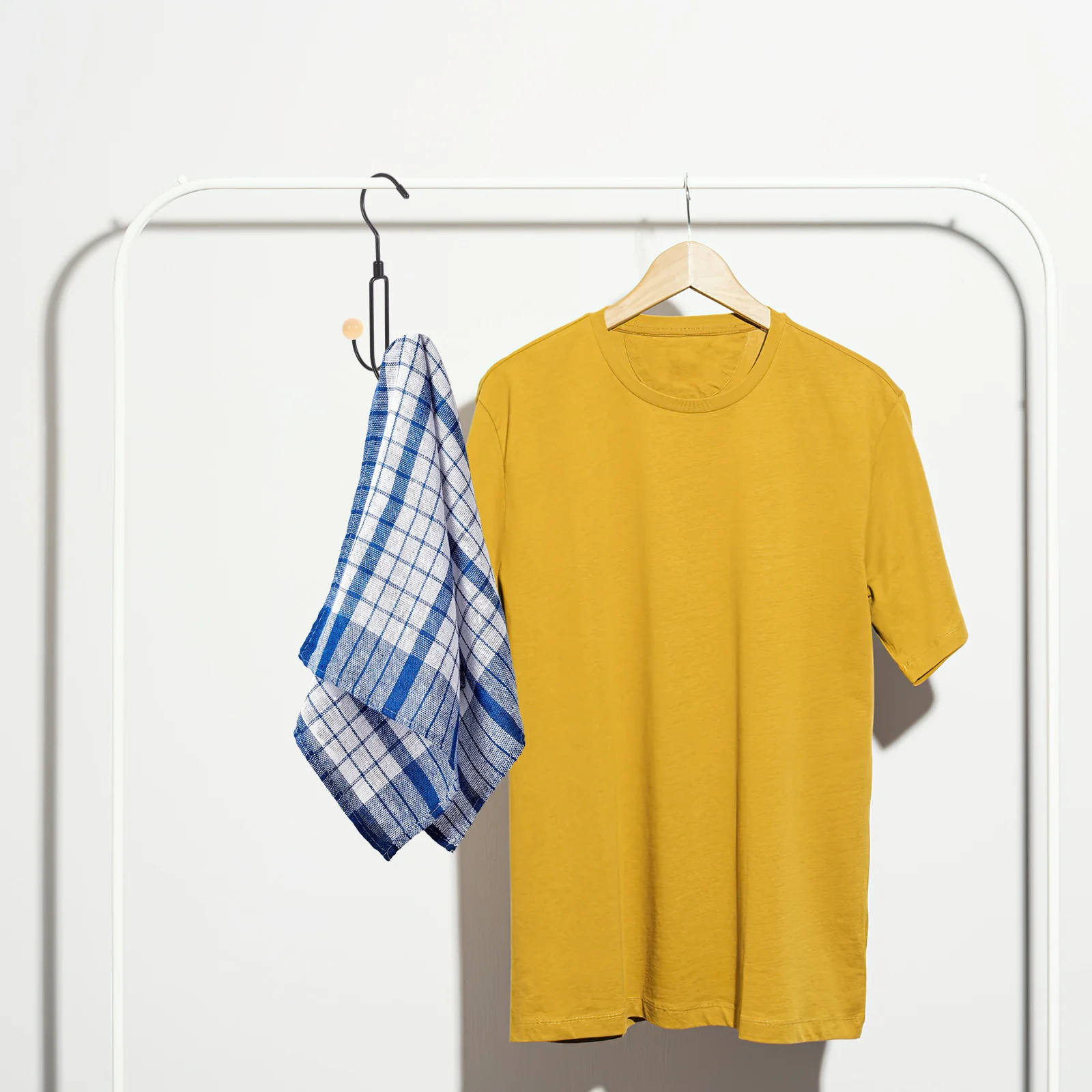 

Rotating Wardrobe Organizer Rotating Hook Iron Wooden Closet Rod Hanging Holder Scarf Hat Purse Organizer Closet Bag Hanger