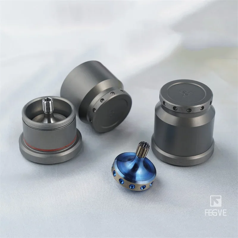 Oryginalny żyroskop FEGVE ze stopu tytanu EDC Fidget Spinner Ręczne błystki Metalowe koraliki ceramiczne Srebrne pieczone niebieskie ręczne żyroskopy Twist