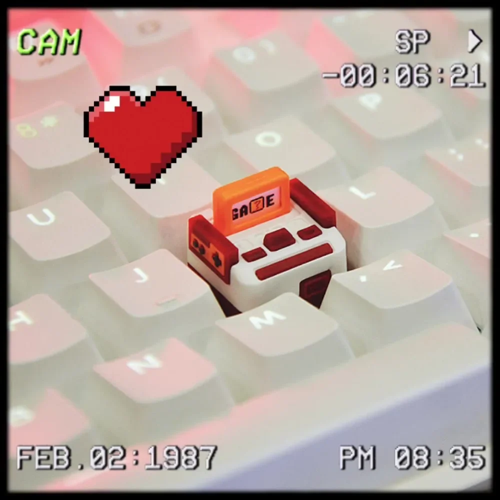 Retro FC Famicom Keycaps MAC Red and White Compatible Axle Switch Mechanical Keyboard for Cherry MX/Cross Column Axle/Compatible