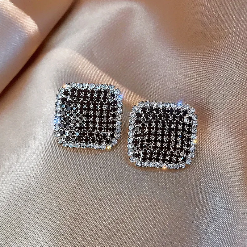Fashion Geometric Stud Earrings for Women Girls 2022 New Rhinestone Simple Elegant Party  Gifts Trendy Jewelry