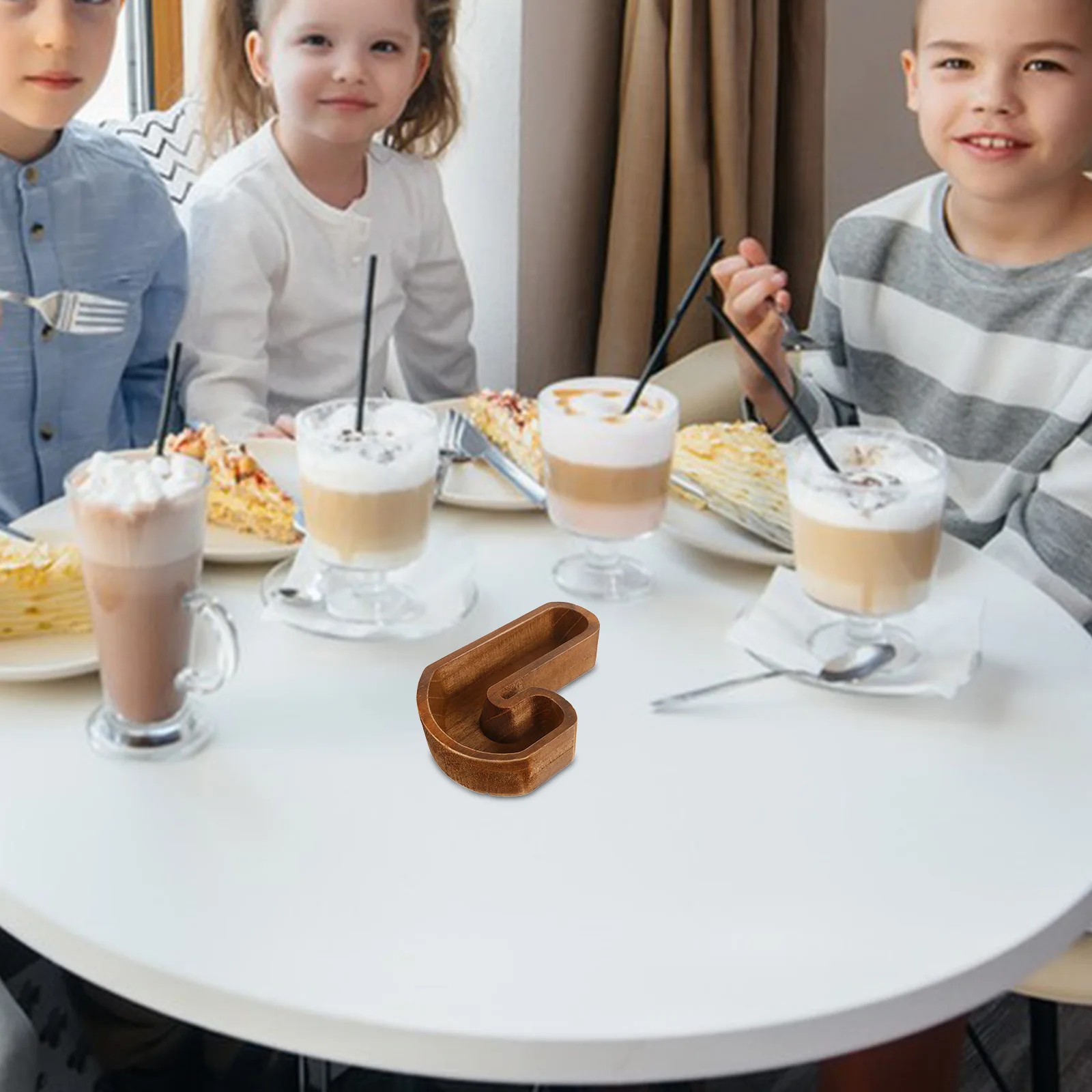 

Candy Cane Shaped Wooden Tray Natural Wood Serving Platter For Snacks Nuts Fruits Dessert Party Food Display Home Decoration