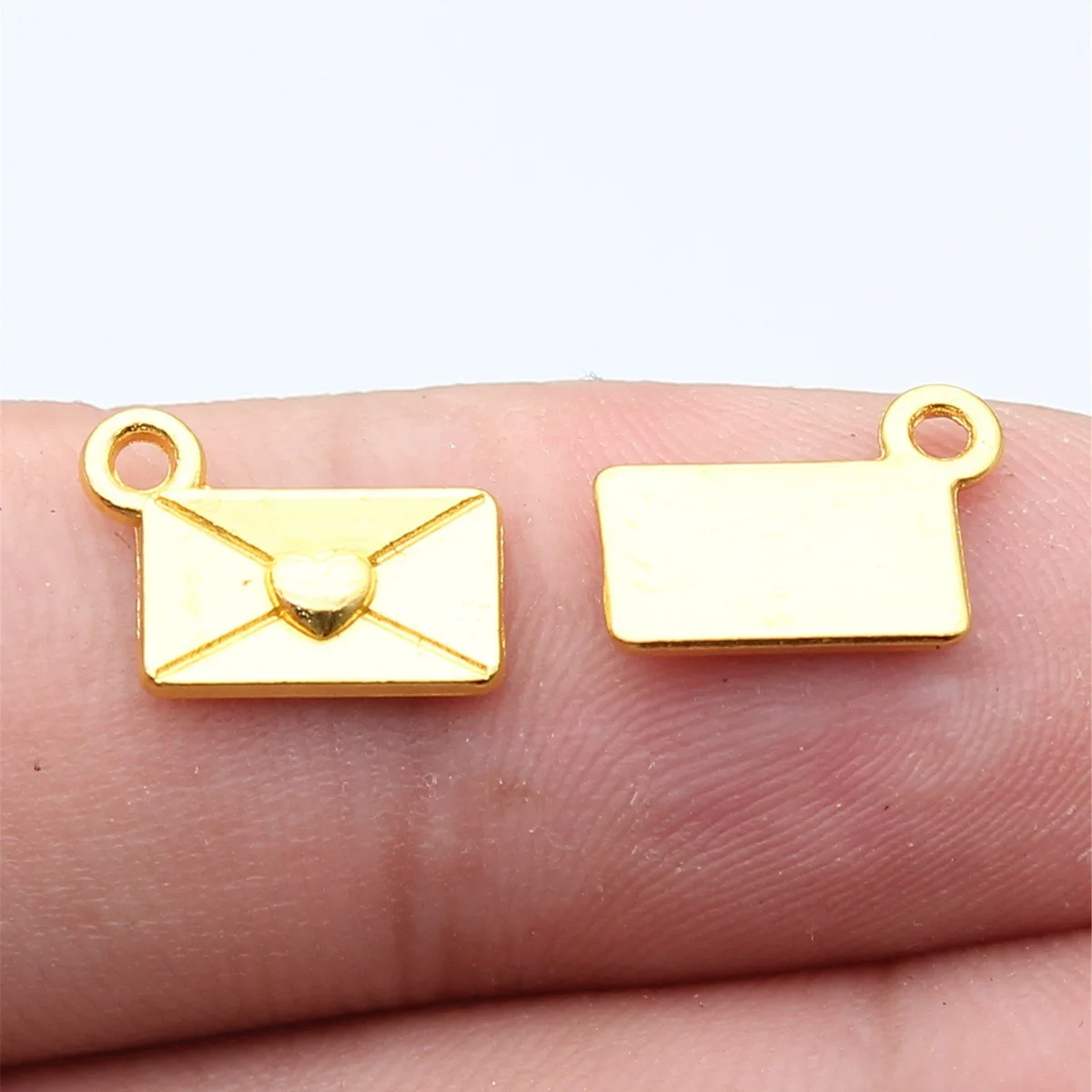 WYSIWYG 6 Colors 20pcs/lot Love Letter Charms Pendant DIY Metal Jewelry Making Antique Silver Color 9x12mm