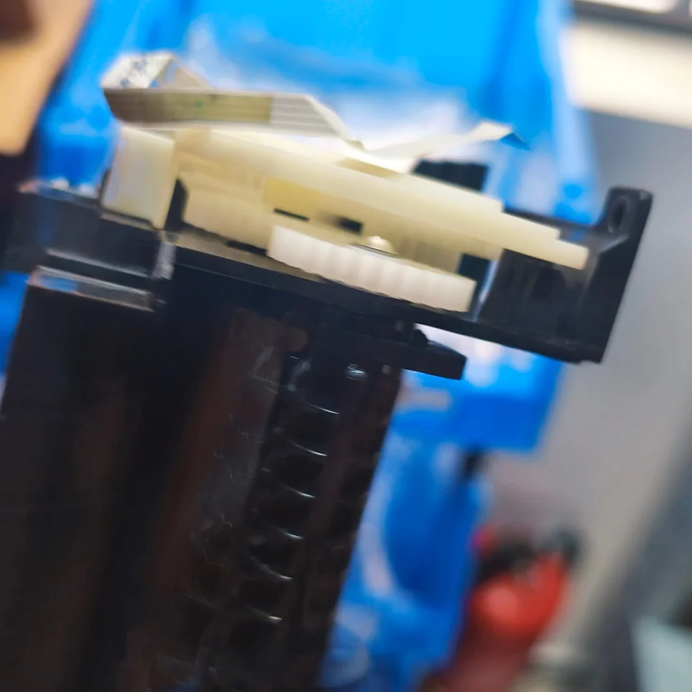 

L8050 ПАПИЧНОЕ ПИТАНИЕ В СБОРЕ L8058 ПАПЕРНОЕ ПЕЧАТЬЕ