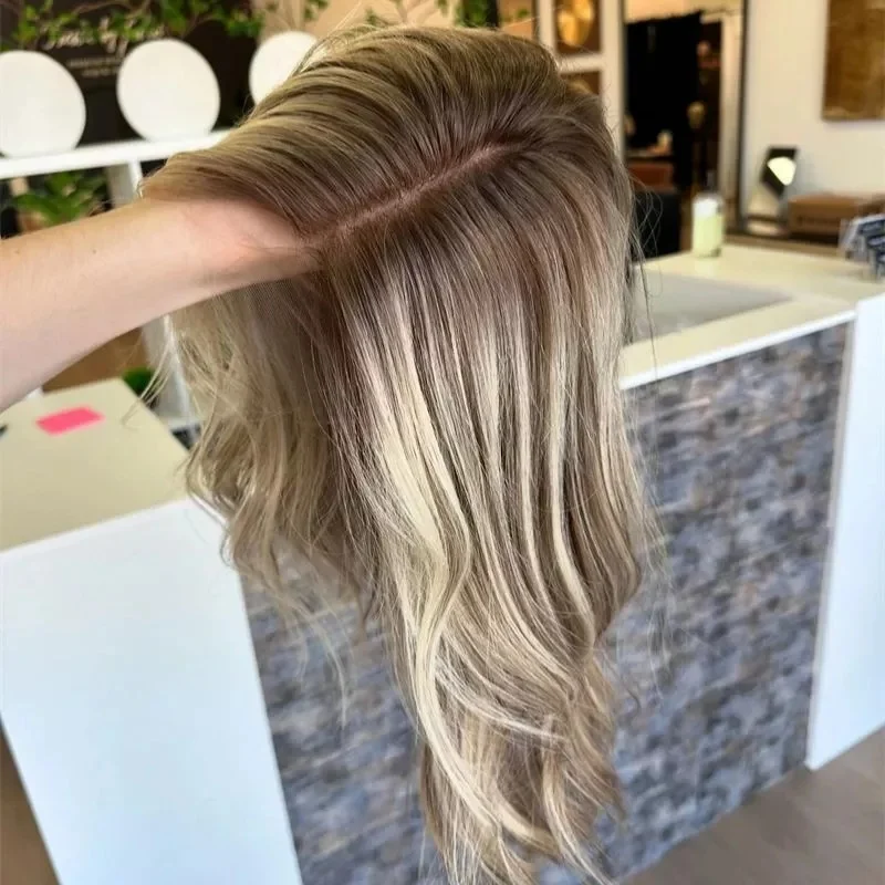 

Выделите светлые парики женские Ombre высокое качество естественная волна синтетический парик фронта шнурка предварительно выщипанные волосы ежедневный косплей б/у