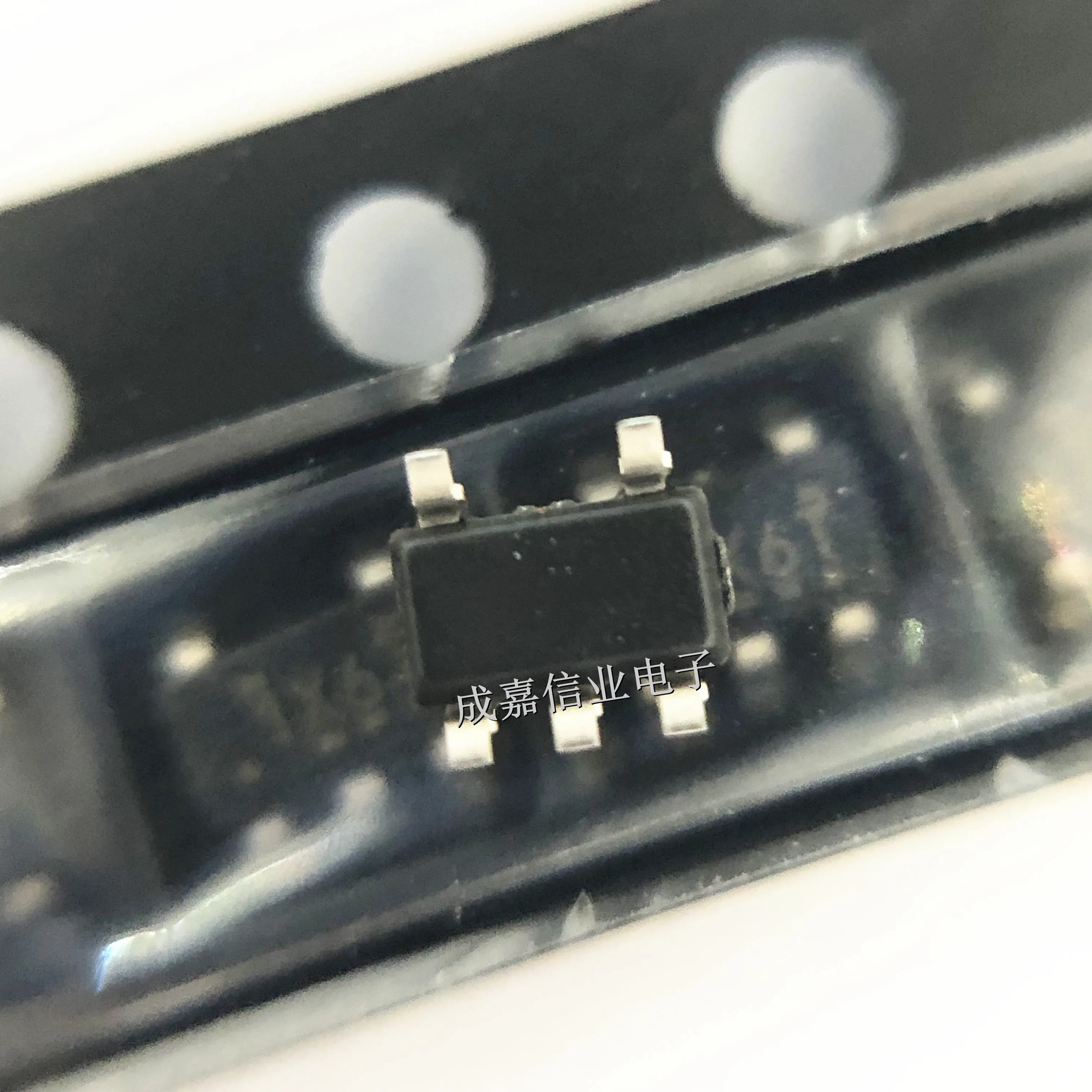 10pcs/Lot OPA1671IDBVR SOT-23-5 MARKING;1X6T Operational Amplifiers - Op Amps 1 Channel 13 MHz