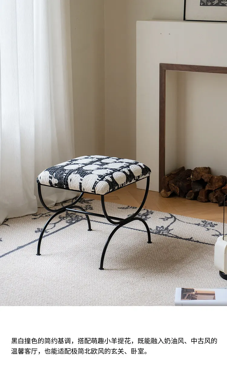 Retro black Aries pattern shoe changing stool metal fabric stool home bedroom bed and breakfast stool