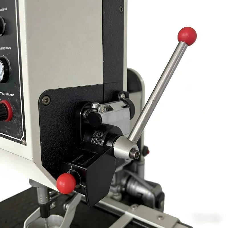 Hot selling energy-saving glass machinery, easy to operate, manual drilling
