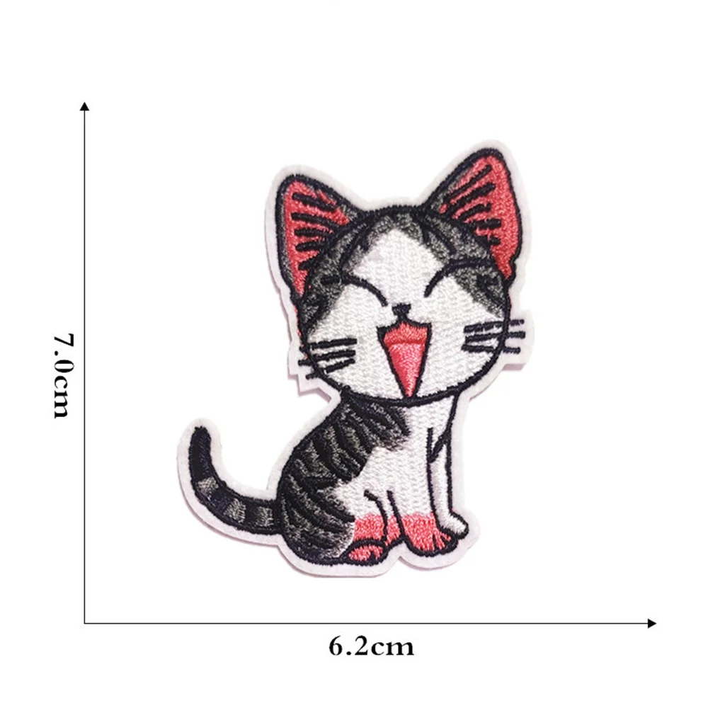 Cute Cartoon Middle Finger White Cat Patches for Clothing Iron on Embroidered Patch Punk Motif Applique Stickers on Clothes