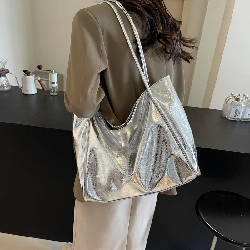 Large Capacity Tote Handbag For Women Gold Silver Soft Leather Shoulder Bag Designer Shopper Bag Female Top Handle Bag Brand 